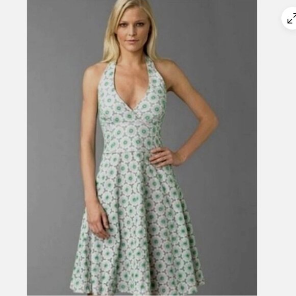 Lilly Pulitzer Willa Embroidered Floral Halter A-line Pink and Green Dress 8 - Picture 1 of 8